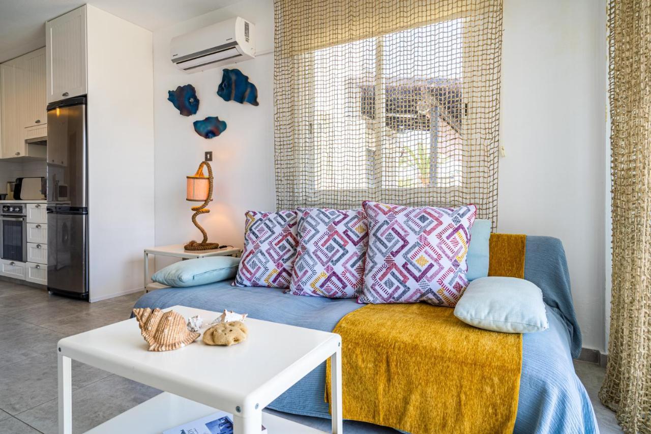Seawaves 1- Bedroom Apartment Near Meneou Beach Ларнака Екстер'єр фото