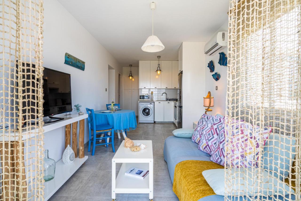 Seawaves 1- Bedroom Apartment Near Meneou Beach Ларнака Екстер'єр фото