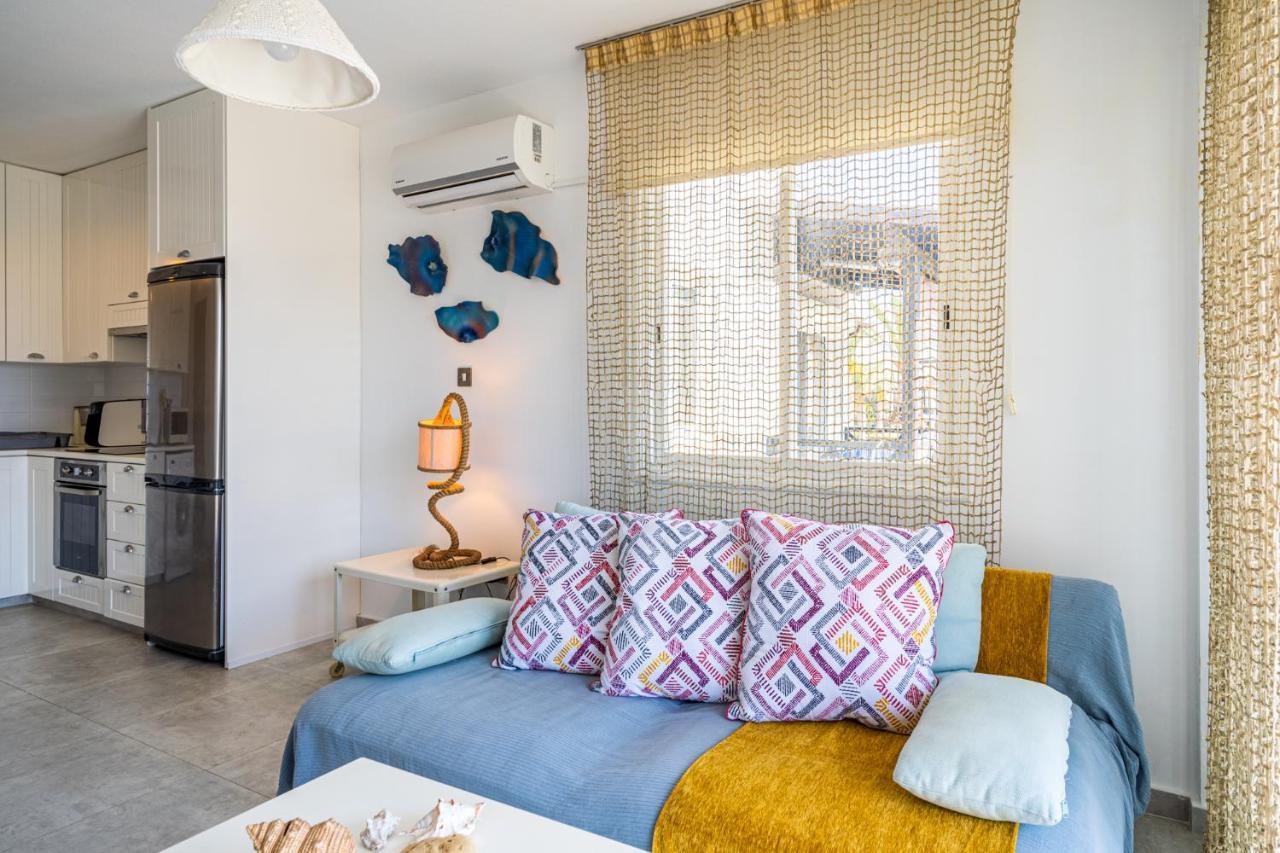 Seawaves 1- Bedroom Apartment Near Meneou Beach Ларнака Екстер'єр фото